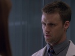 Replay Dr House - S07 E18 - Mise au jour