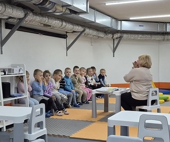 Replay Ukraine : la vie sous terre / Inde : les malgré-nous de l'armée russe - ARTE Reportage