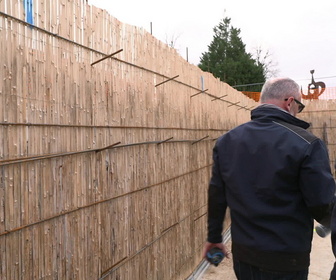 Replay Travaux XXL : piscines et lagons - S1E4 - Piscine d'architecte à une heure de Paris