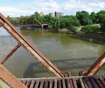 Replay Total renovation : ma maison sur-mesure - Le jardin de Chip et Jo du 23 septembre 2025