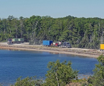 Replay Le mystère d'Oak Island : la course au trésor - S6E14 - Une surprise en béton