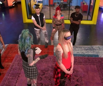 Replay Just tattoo of us - S2 E18 - La loi du karma