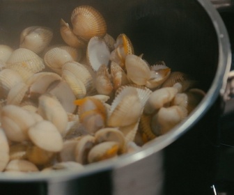 Replay Petits Plats en équilibre - Soupe de coques