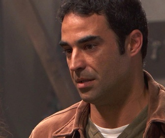 Replay Les flammes du passé - S01 E65