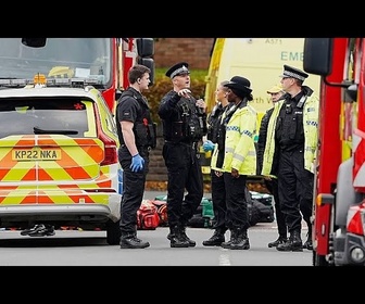 Replay Trois personnes arrêtées en lien avec l'attentat contre la synagogue de Manchester