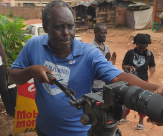 Replay Focus - Ouganda : Wakaliwood, le studio de cinéma des bidonvilles qui casse les codes