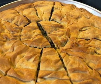 Replay Grèce : la spanakopita - Voyage en cuisine