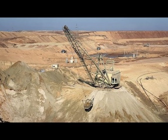 Replay L'Ukraine va commencer la finalisation de l'accord sur les minerais avec les États-Unis lundi