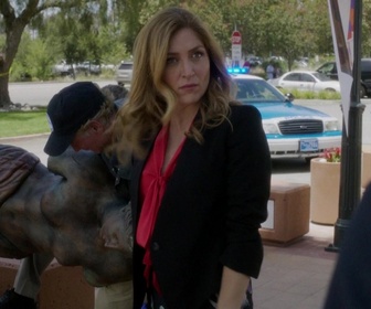 Replay Rizzoli & Isles: Autopsie d'un meurtre - S03 E10 - En chair et en platre