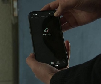 Replay ARTE Journal - Les employés de TikTok en grève contre l'IA
