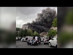 Replay Iran : huit morts dans l'incendie d'un centre commercial, le constructeur visé