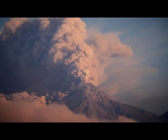 Replay Éruption du volcan Fuego au Guatemala : les autorités demandent l'évacuation de 30 000 personnes