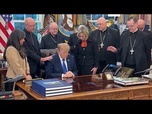 Replay Des évêques catholiques prient pour Trump dans le Bureau ovale