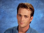 Replay Beverly Hills, 90210 - S04 E02 - La fille de New York City