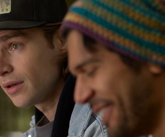 Replay Murder in a small town - S1 E6 - Tout est sous contrôle