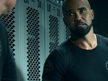 Replay S.W.A.T. - S05 E15 - Les gentils ne gagnent pas toujours à la fin