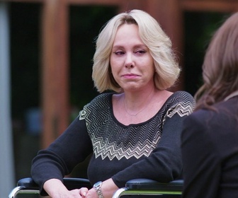 Replay Les riches pleurent aussi - S01 E57