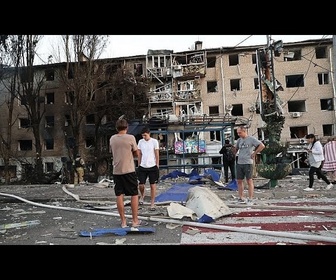 Replay La Russie lance plus de 500 drones et missiles sur l'Ukraine, 8 personnes tuées à Kostiantynivka