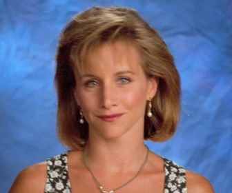Replay Beverly Hills, 90210 - S04 E13 - Emily