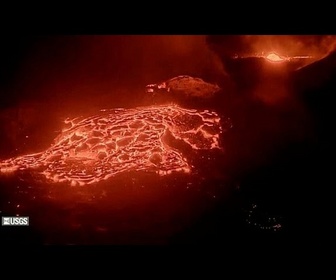 Replay Éruption de lave au volcan Kilauea à Hawaï