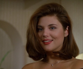 Replay Beverly Hills, 90210 - S05 E22 - Trop sûre d'elle