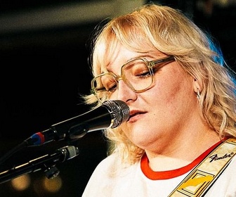 Replay Laser Disc - Vera Daisies Chess Game