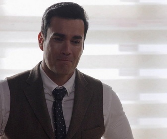 Replay Les trois visages d'Ana - S01 E38