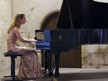 Replay ARTE Journal - Performance hypnotique de la pianiste Célia Oneto Bensaid