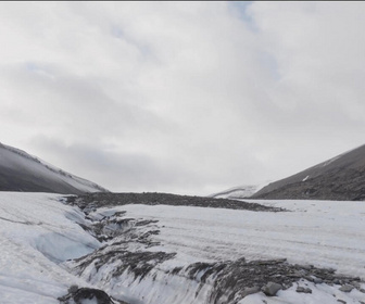 Replay Élément Terre, la quotidienne - Les Glaciers d'Arctique attaqués de toutes parts par le changement climatique