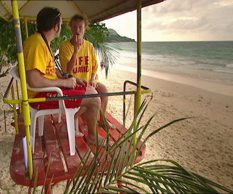 Replay Un gars, une fille - S5E72 - Secouristes (2)