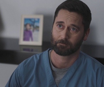 Replay New Amsterdam - S05 E09 - L'enquête de satisfaction