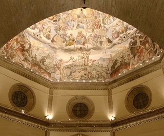 Replay Églises : la quête de la lumière - Monuments sacrés