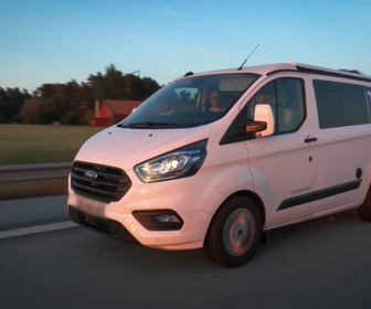 Replay La folie du camping-car : des vacances pas comme les autres - S1E2 - Episode 2