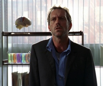 Replay Dr House - S01 E09 - Vivre ou laisser mourir