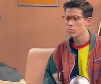 Replay Premiers baisers - S04 E05 - Retour de Finlande