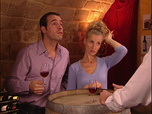 Replay Un gars, une fille - S3E52 - À une dégustation de vins