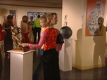 Replay Un gars, une fille - S4E73 - À une expo (1)