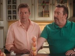 Replay Scènes de ménages - Pancarte européenne - Comme trois pommes - Chicago Time - Esquive bénévole