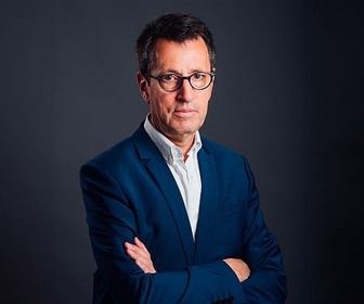 Replay 28 minutes - Jean-Claude Raspiengeas raconte l'histoire des cartes routières