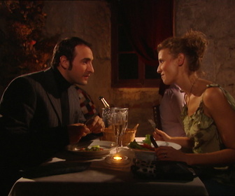 Replay Un gars, une fille - S5E32 - Les retrouvailles (2)