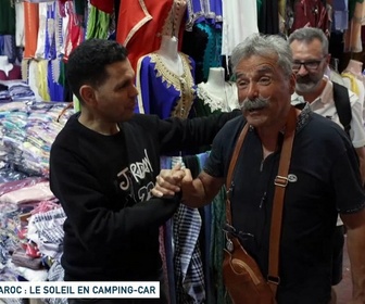 Replay Un jour, un doc - Maroc : le soleil en camping-car