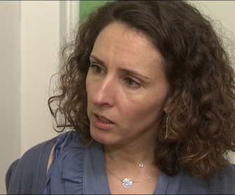 Replay Au nom de la vérité - S04 E77 - Une ado en détresse