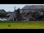 Replay Explosion d'un centre commercial au Japon après un séisme de 7,1 filmée par une caméra de bord