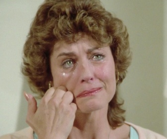 Replay Les Routes du paradis - S02 E09