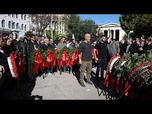 Replay Les Grecs commémorent l'anniversaire du soulèvement de 1973 à la Polytechnique
