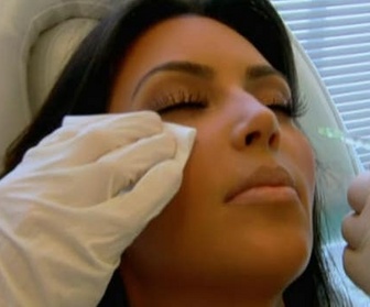 Replay L'incroyable famille Kardashian - S5 E5 - Botox et cigarettes