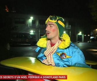 Replay Un jour, un doc - Les secrets d'un Noël féérique à Disneyland Paris (1/2)