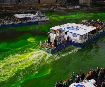 Replay Quand la rivière se met au vert - Le dessous des images