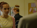Replay Three girls - S1 E1