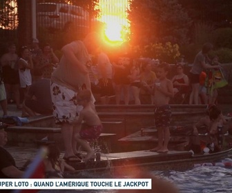 Replay Un jour, un doc - Super Loto : quand l'Amérique touche le jackpot